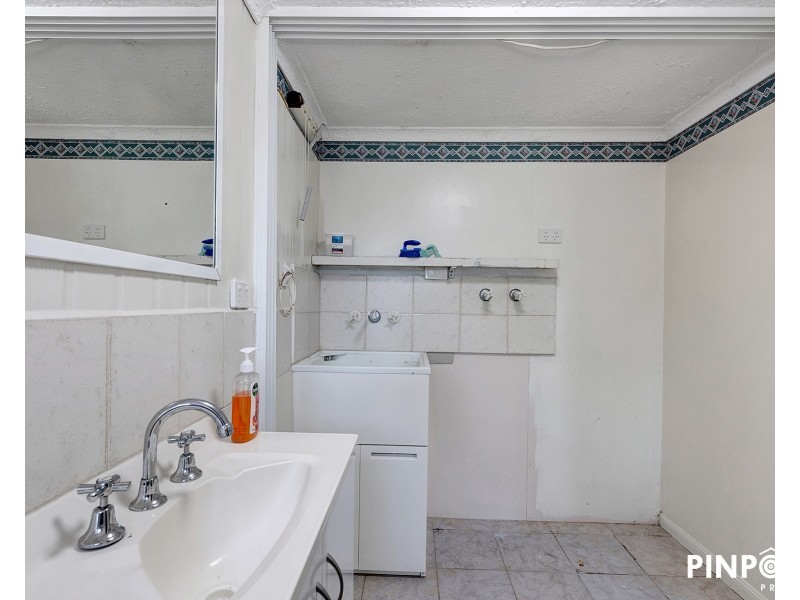 27 Plover Street, Slade Point QLD 4740