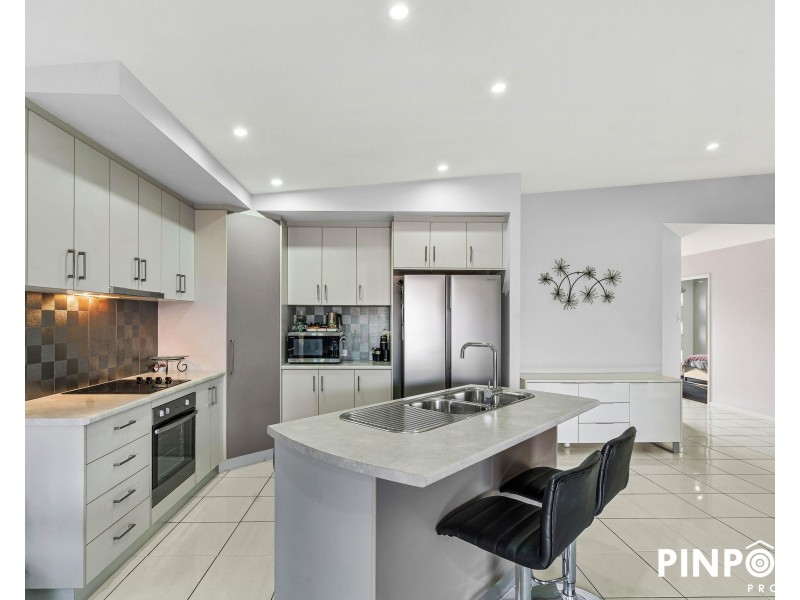 64 Canecutters Drive, Ooralea QLD 4740