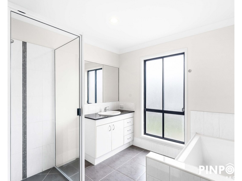 22 Miami Terrace, Blacks Beach QLD 4740