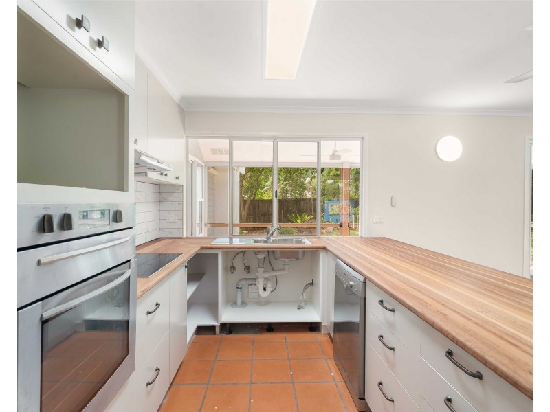 20 Dapplewood Close, Andergrove QLD 4740