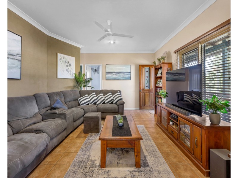 56 McLaughlin Drive, Eimeo QLD 4740