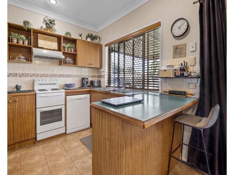 56 McLaughlin Drive, Eimeo QLD 4740