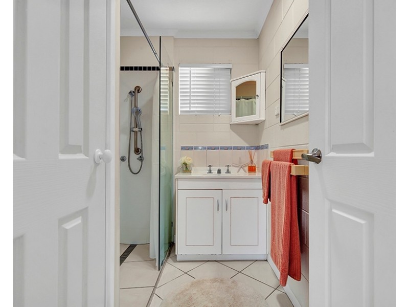 2/22 Lorraine Court, Andergrove QLD 4740