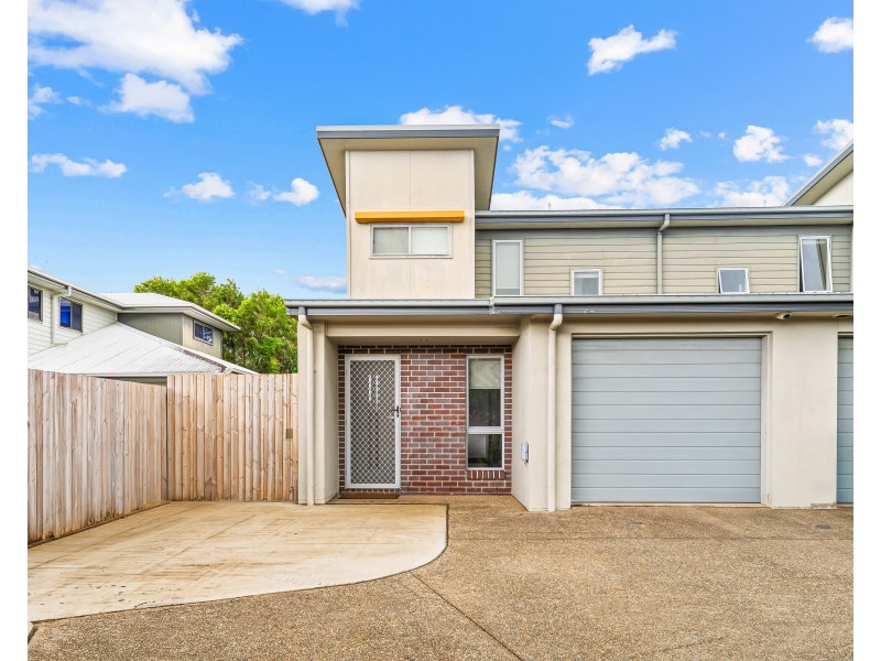 1/37 Makybe Diva Drive, Ooralea QLD 4740