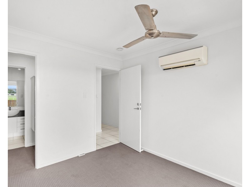 1/37 Makybe Diva Drive, Ooralea QLD 4740