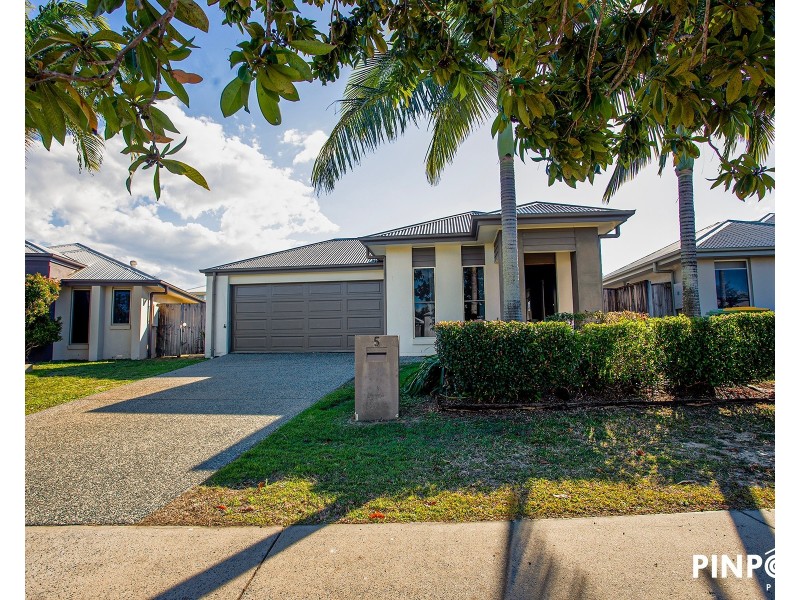 5 Cable Court, Blacks Beach QLD 4740