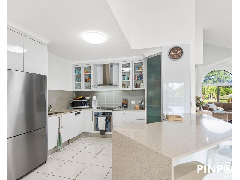 23 Frank Cowley Drive, Glenella QLD 4740
