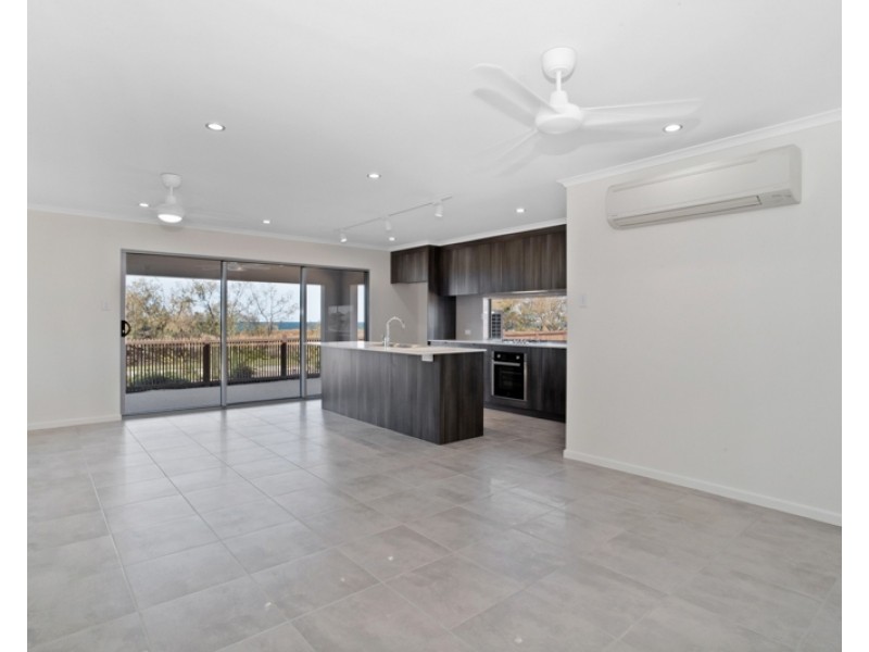 52 Seashore Crescent, Mackay Harbour QLD 4740