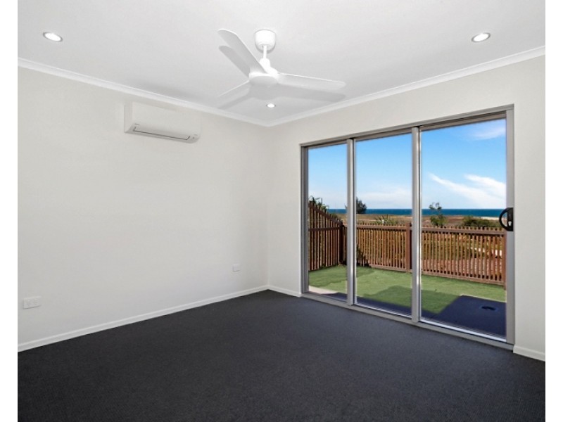 52 Seashore Crescent, Mackay Harbour QLD 4740