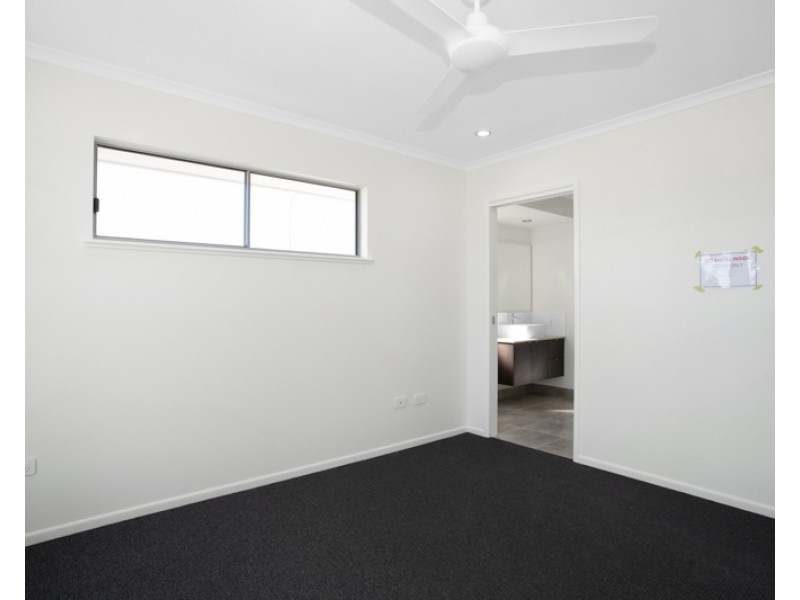 52 Seashore Crescent, Mackay Harbour QLD 4740