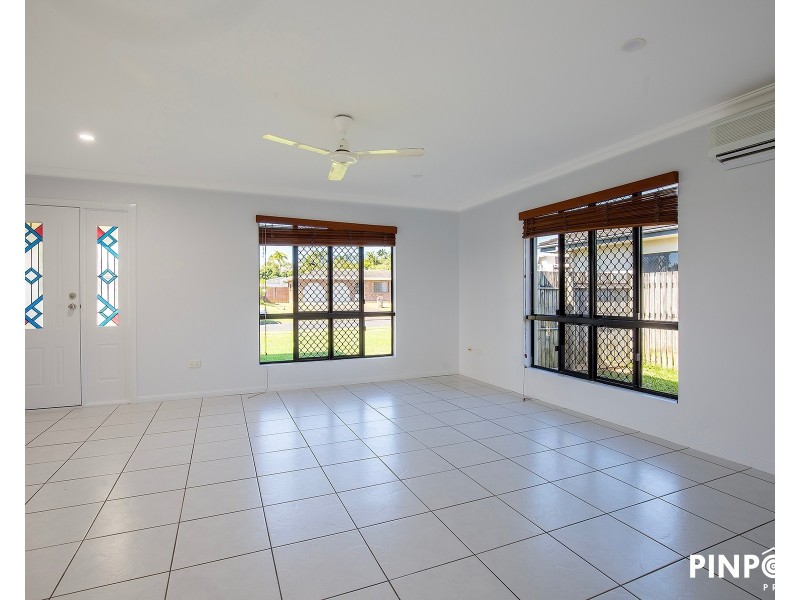 21 Murrays Road, Glenella QLD 4740