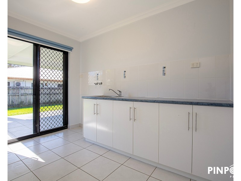 21 Murrays Road, Glenella QLD 4740