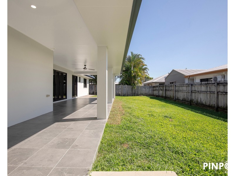 21 Murrays Road, Glenella QLD 4740