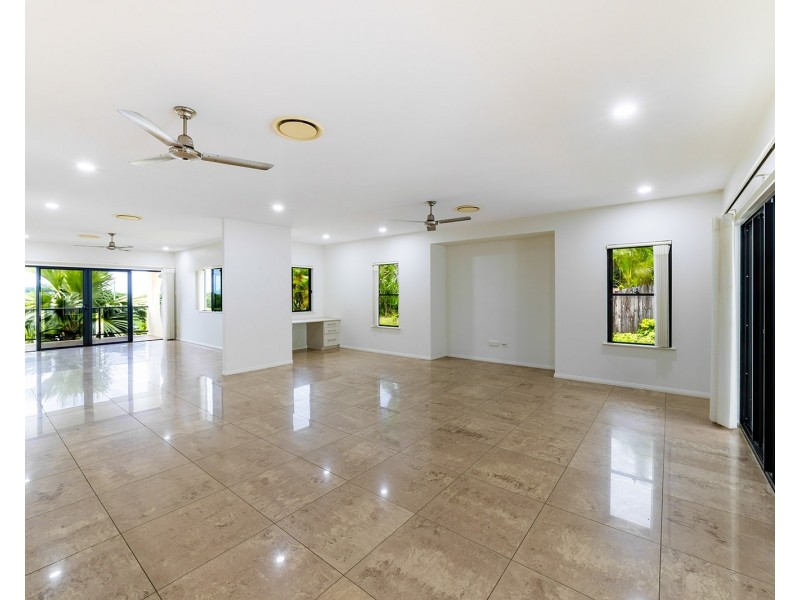 45 Cinnamon Drive, Glenella QLD 4740