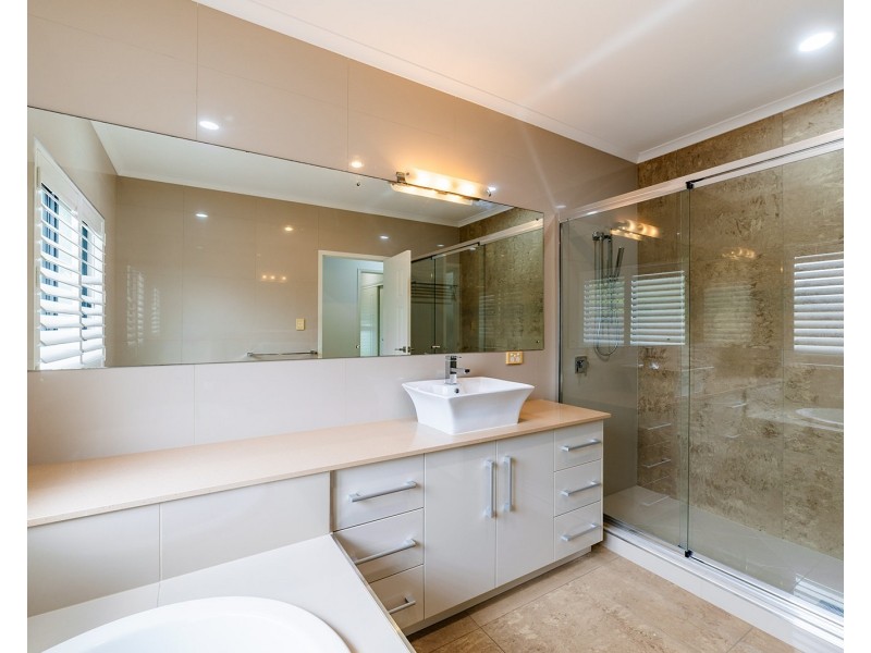 45 Cinnamon Drive, Glenella QLD 4740