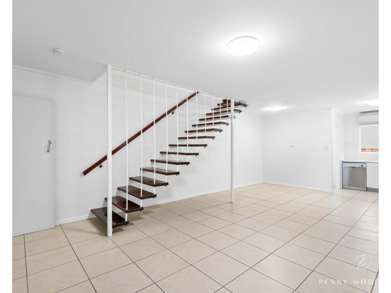 2/96 Milton Street, Mackay QLD 4740