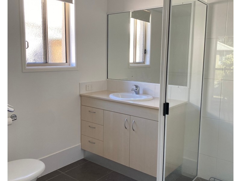 16A Newport Parade, Blacks Beach QLD 4740