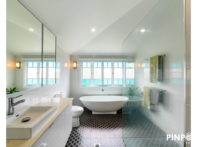 15 Hinton Street, Mackay QLD 4740