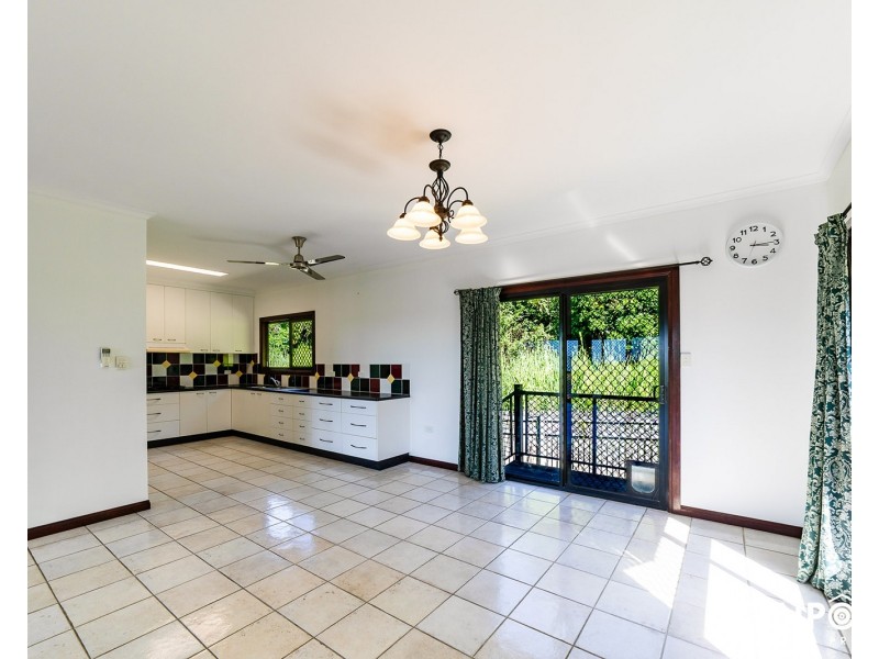 21 Woodlands Drive, Eimeo QLD 4740