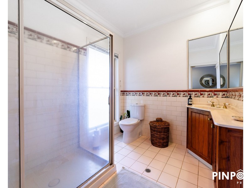 1 Percy Court, Glenella QLD 4740