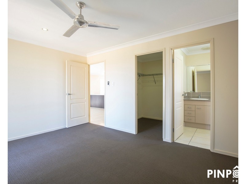6 Halifax Place, Rural View QLD 4740