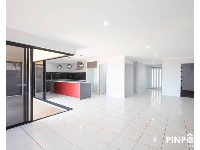 59 Phoenix Crescent, Rural View QLD 4740