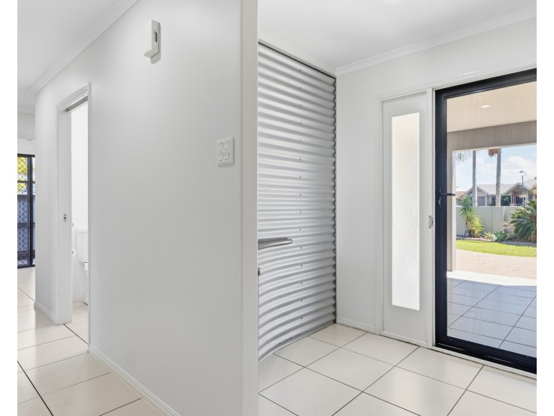 70 Victor Avenue, Glenella QLD 4740