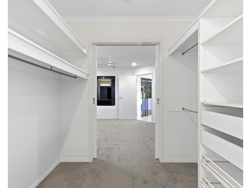 70 Victor Avenue, Glenella QLD 4740