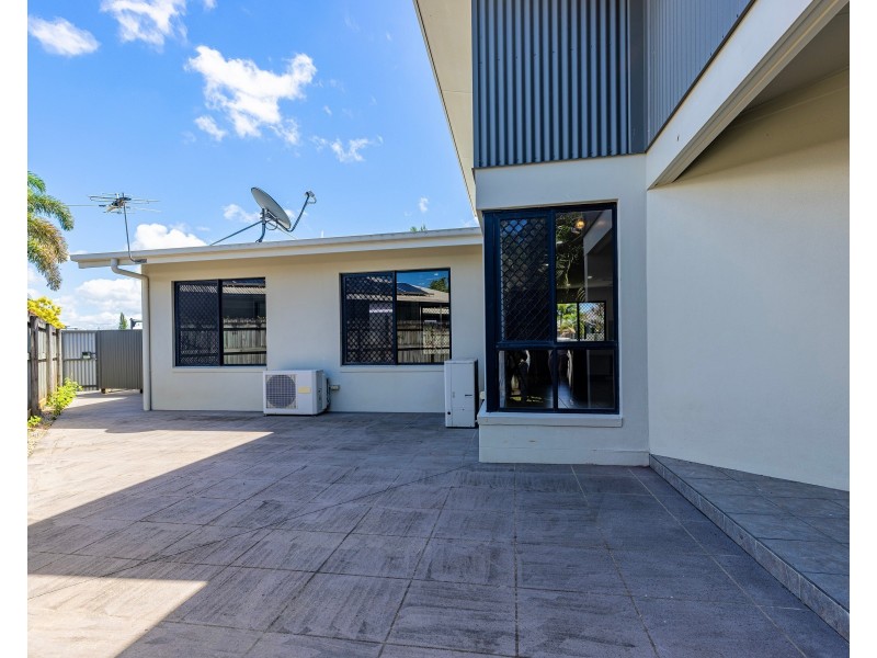 70 Victor Avenue, Glenella QLD 4740