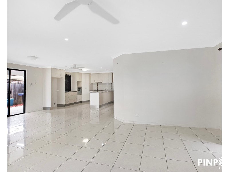 13 Montgomery Street, Rural View QLD 4740