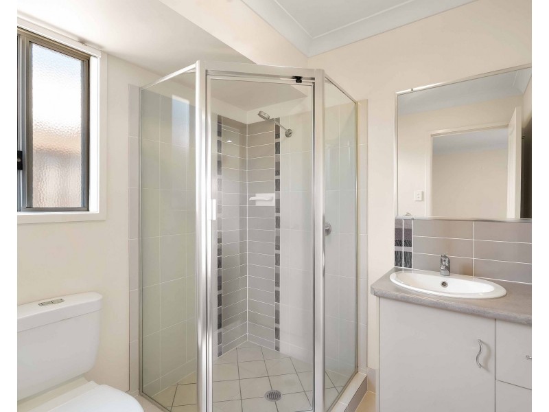 24 Trinity Parade, Blacks Beach QLD 4740