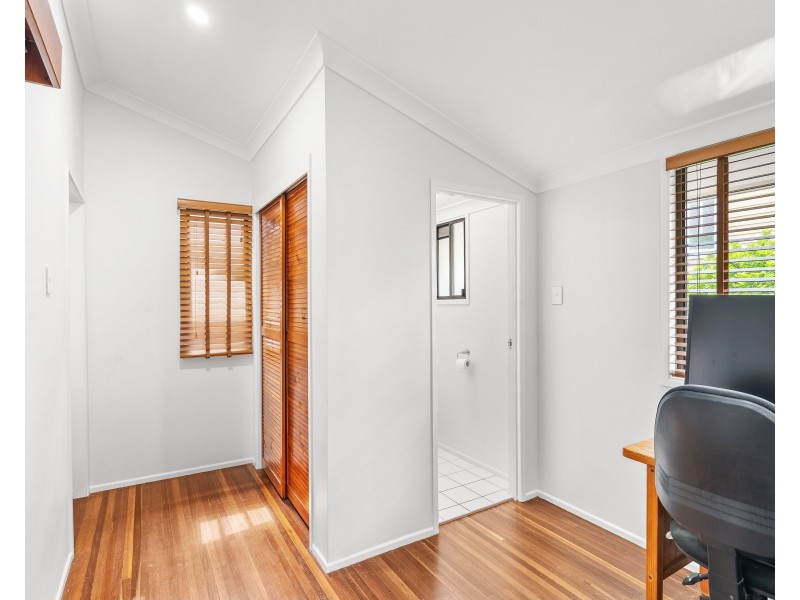 18 Beaton Street, West Mackay QLD 4740