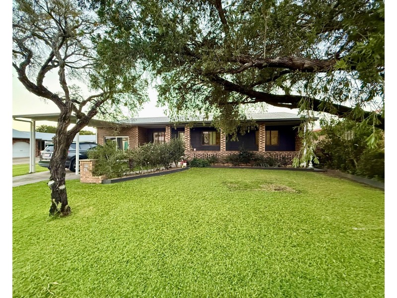 26 Crowley Drive, West Mackay QLD 4740