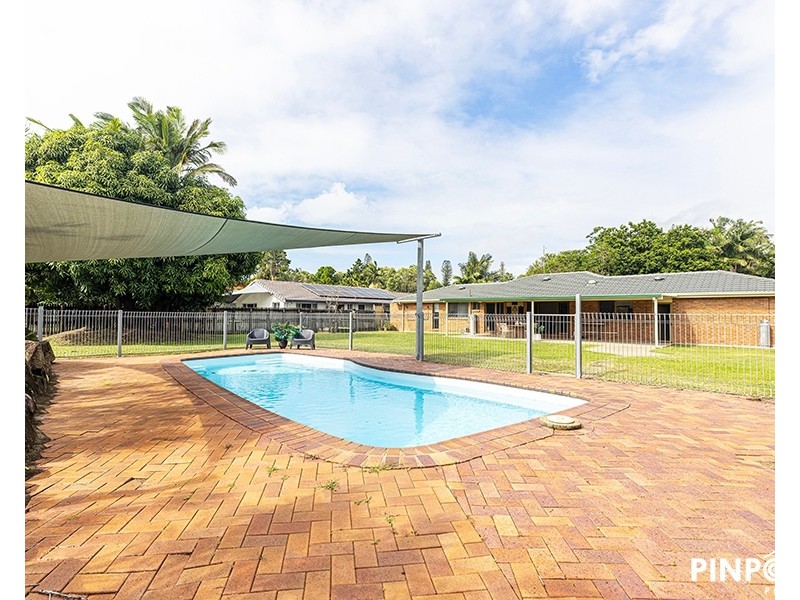 7 Sunset Beach Court, Shoal Point QLD 4750