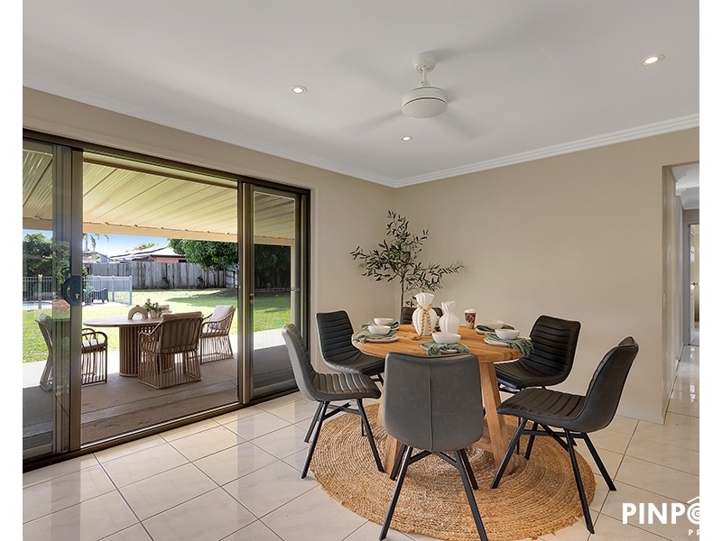 7 Sunset Beach Court, Shoal Point QLD 4750