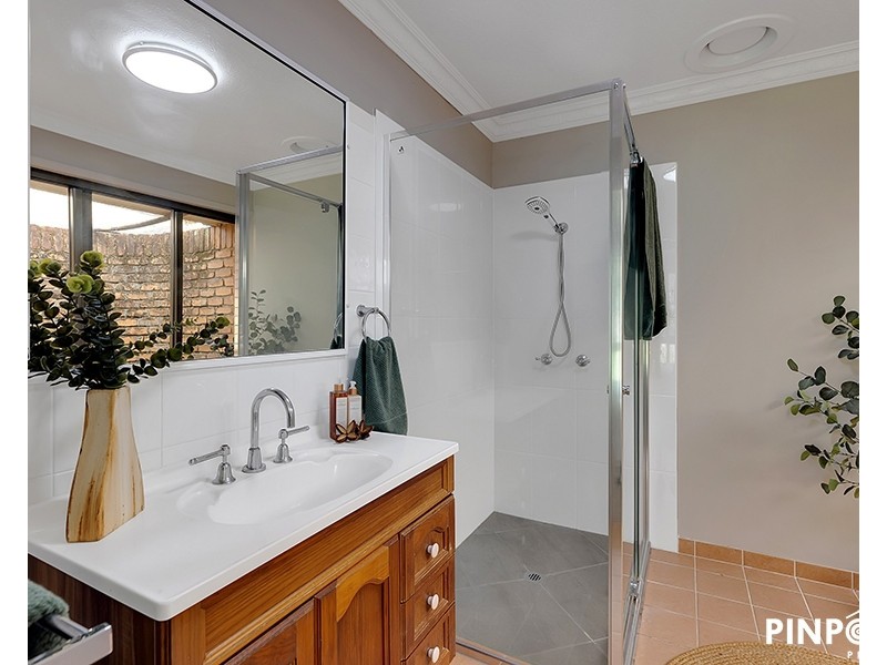 7 Sunset Beach Court, Shoal Point QLD 4750