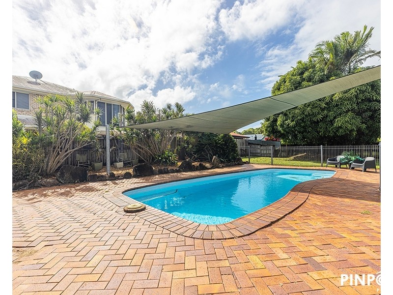 7 Sunset Beach Court, Shoal Point QLD 4750