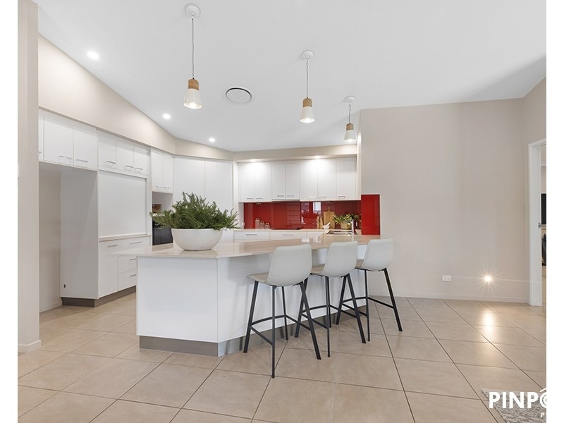 19 Gingham Street, Glenella QLD 4740