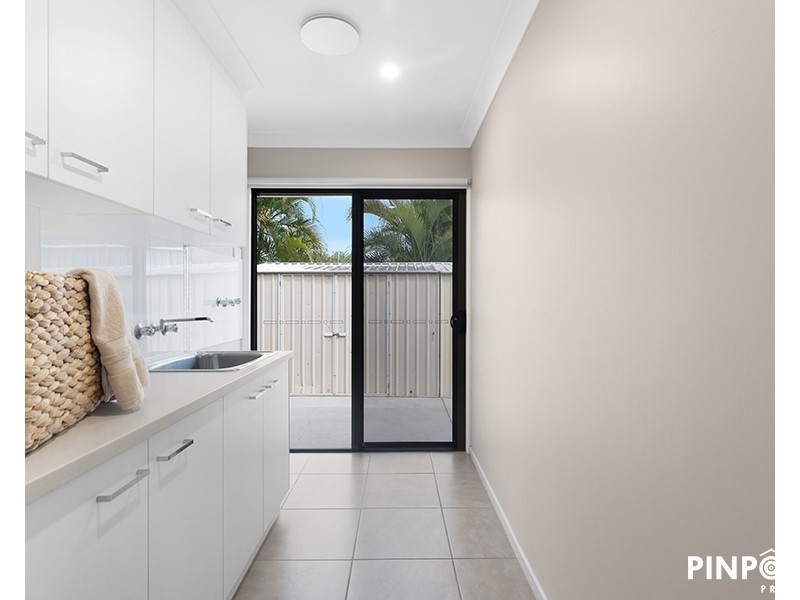 19 Gingham Street, Glenella QLD 4740