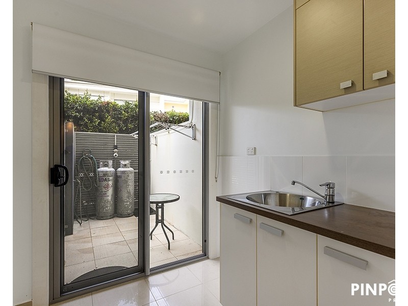 8/6 Belangason Way, Shoal Point QLD 4750