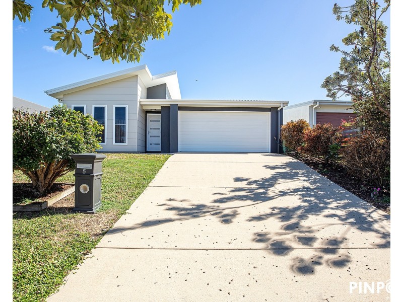 5 Majesty Street, Rural View QLD 4740
