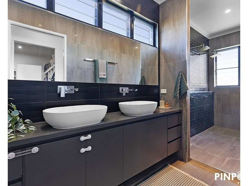 37 Stellajean Crescent, Alligator Creek QLD 4740