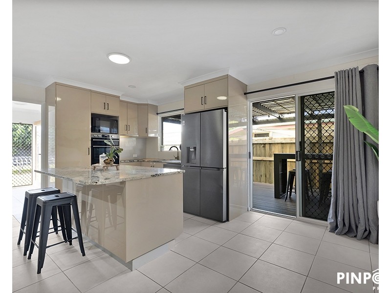 156 Bedford Rd, Andergrove QLD 4740