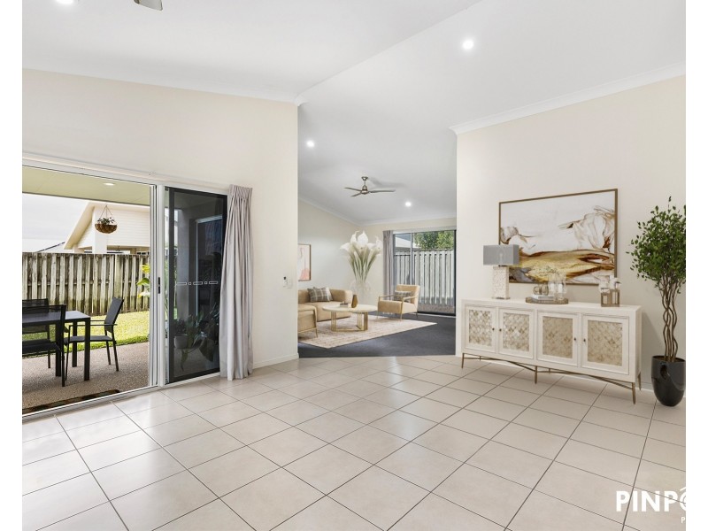 52 Coogee Terrace, Blacks Beach QLD 4740