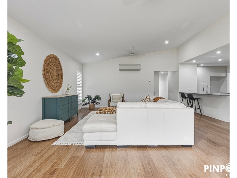 27 Palmetto Crescent, Rural View QLD 4740