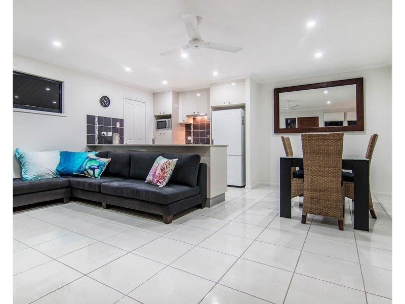 1/16 Sophia Street, Mackay QLD 4740
