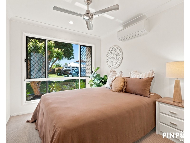 8 Narrabeen Street, Blacks Beach QLD 4740