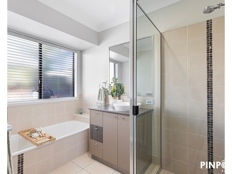 13 Mcalary Drive, Blacks Beach QLD 4740