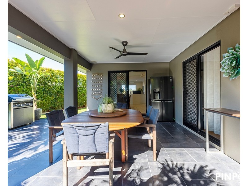 13 Mcalary Drive, Blacks Beach QLD 4740
