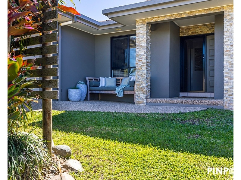 13 Mcalary Drive, Blacks Beach QLD 4740
